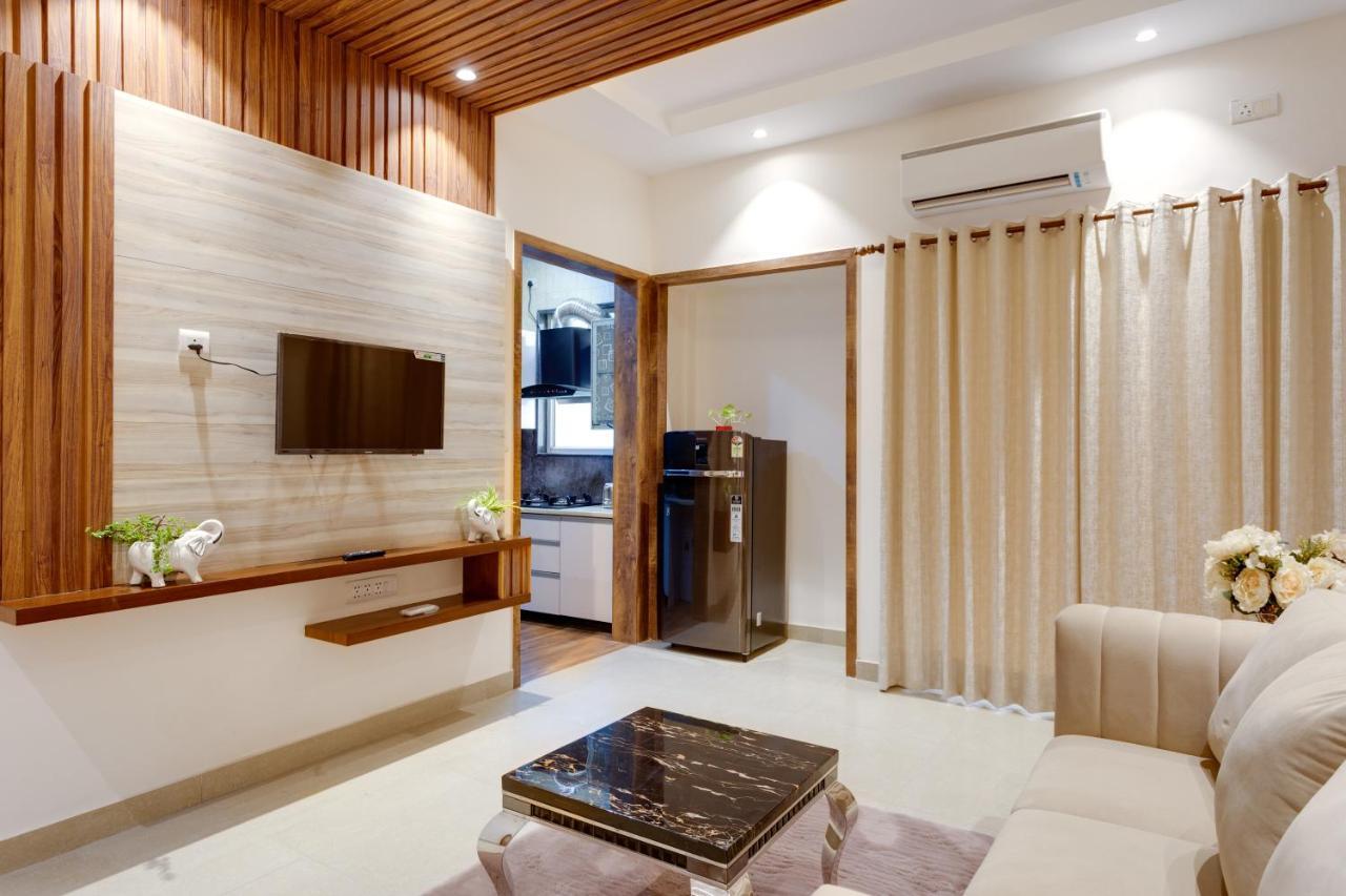 Avanti Tenantry Luxurious Service -gurugram Apartment *